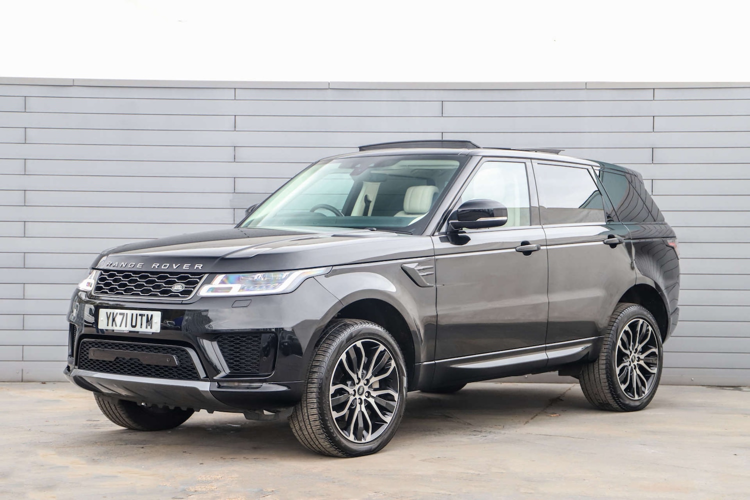 Used Land Rover Range Rover Sport 2021 for sale - 76895860: Photo 1