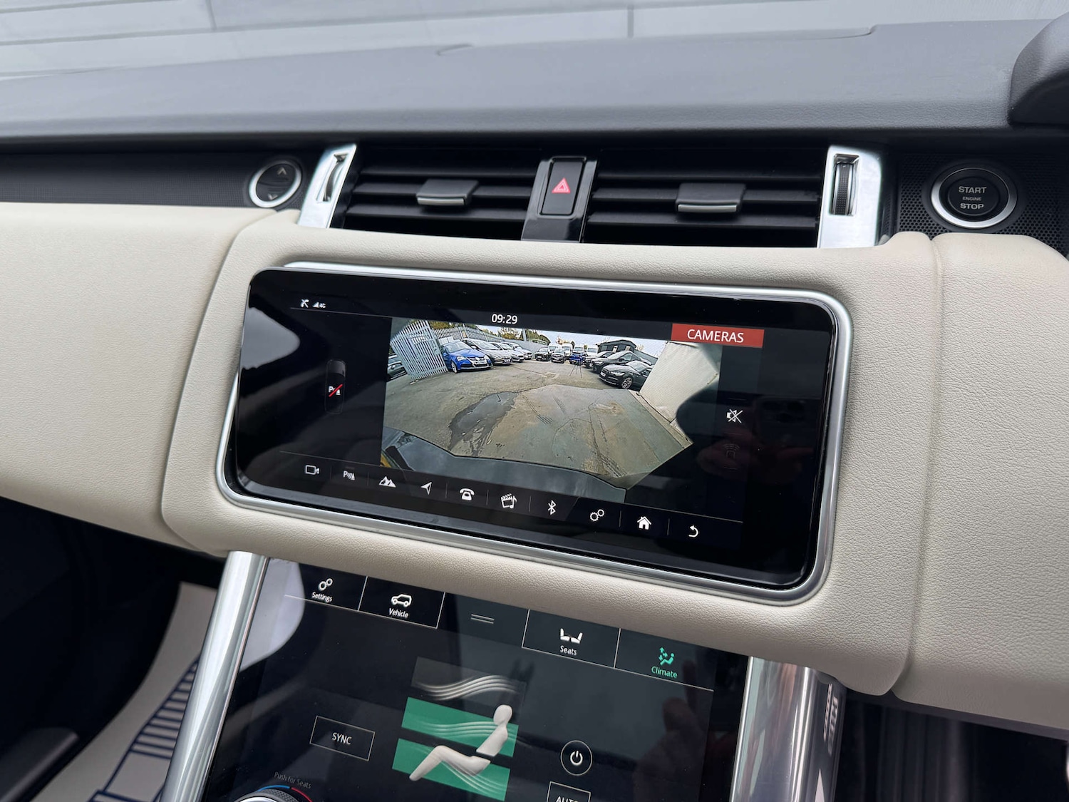 Used Land Rover Range Rover Sport 2021 for sale - 76895860: Photo 4