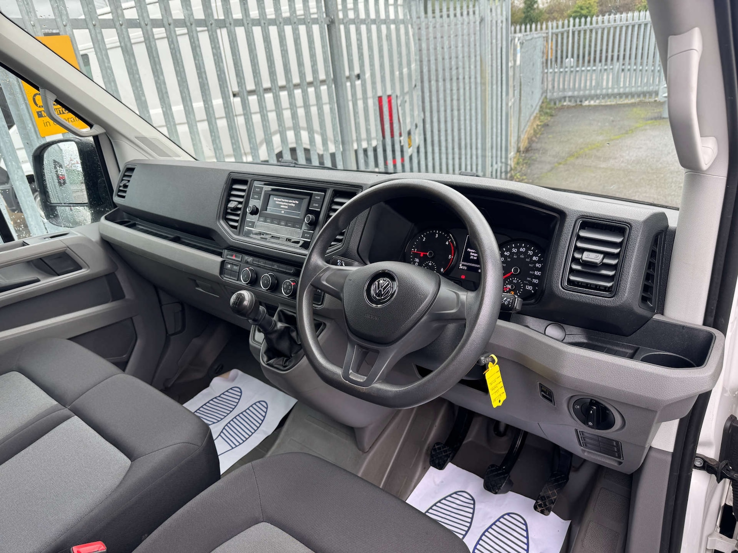 Used Volkswagen Crafter 2023 for sale - 77953303: Photo 2