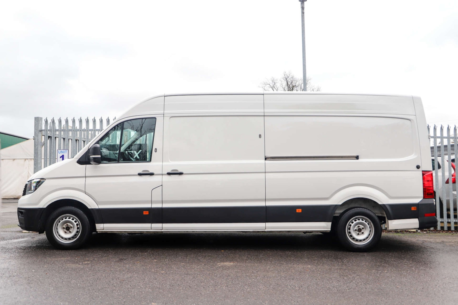 Used Volkswagen Crafter 2021 for sale - 76895852: Photo 2