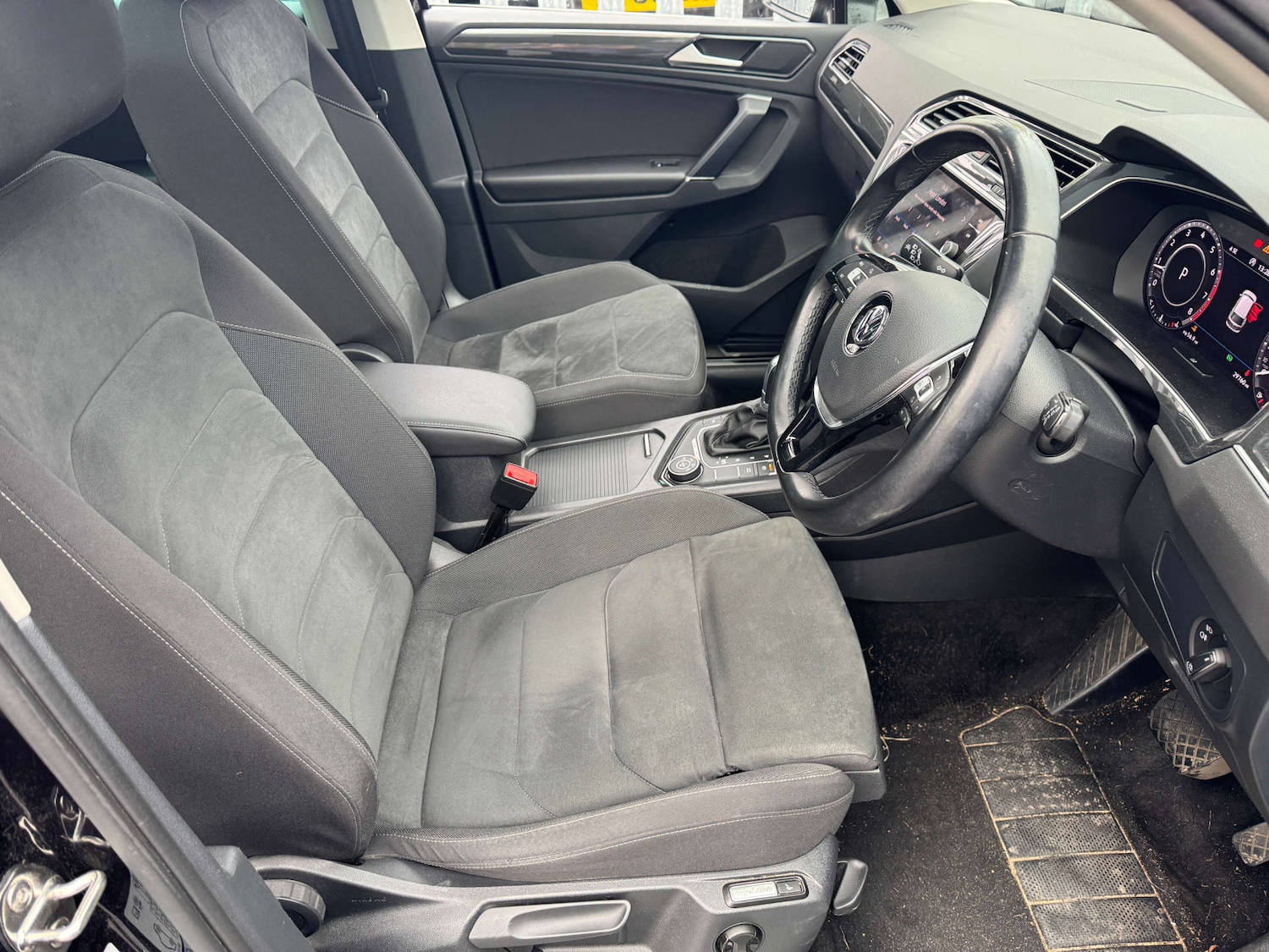 Used Volkswagen Tiguan 2018 for sale - 77148639: Photo 13