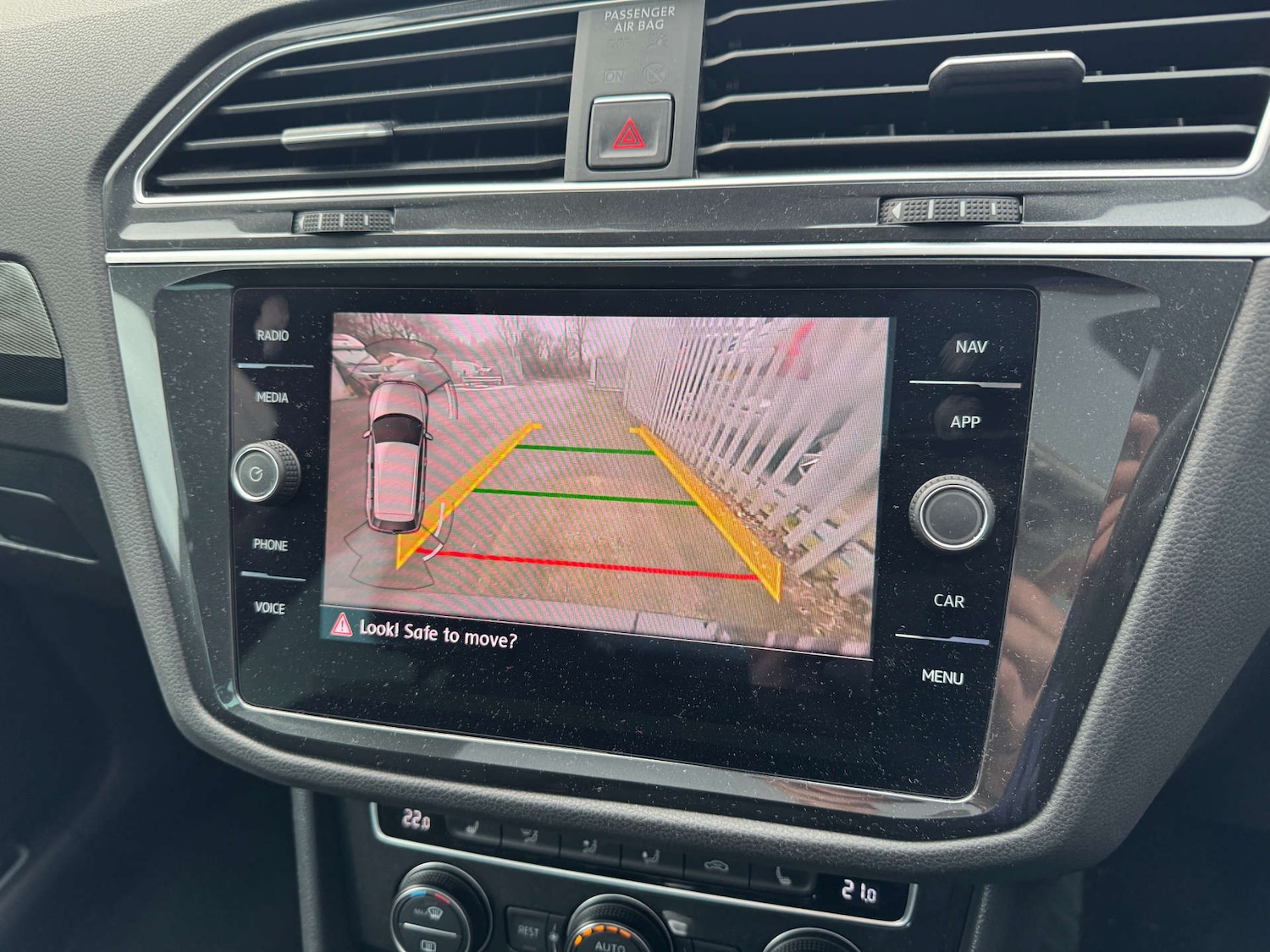 Used Volkswagen Tiguan 2018 for sale - 77148639: Photo 3