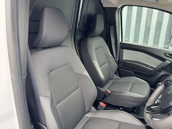 Used Renault Kangoo 2025 for sale - 79004183: Photo