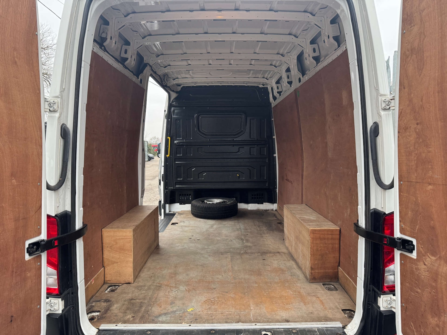 Used Volkswagen Crafter 2020 for sale - 77038530: Photo 3