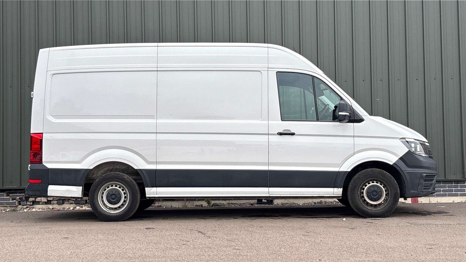 Used Volkswagen Crafter 2022 for sale - 77237212: Photo 2