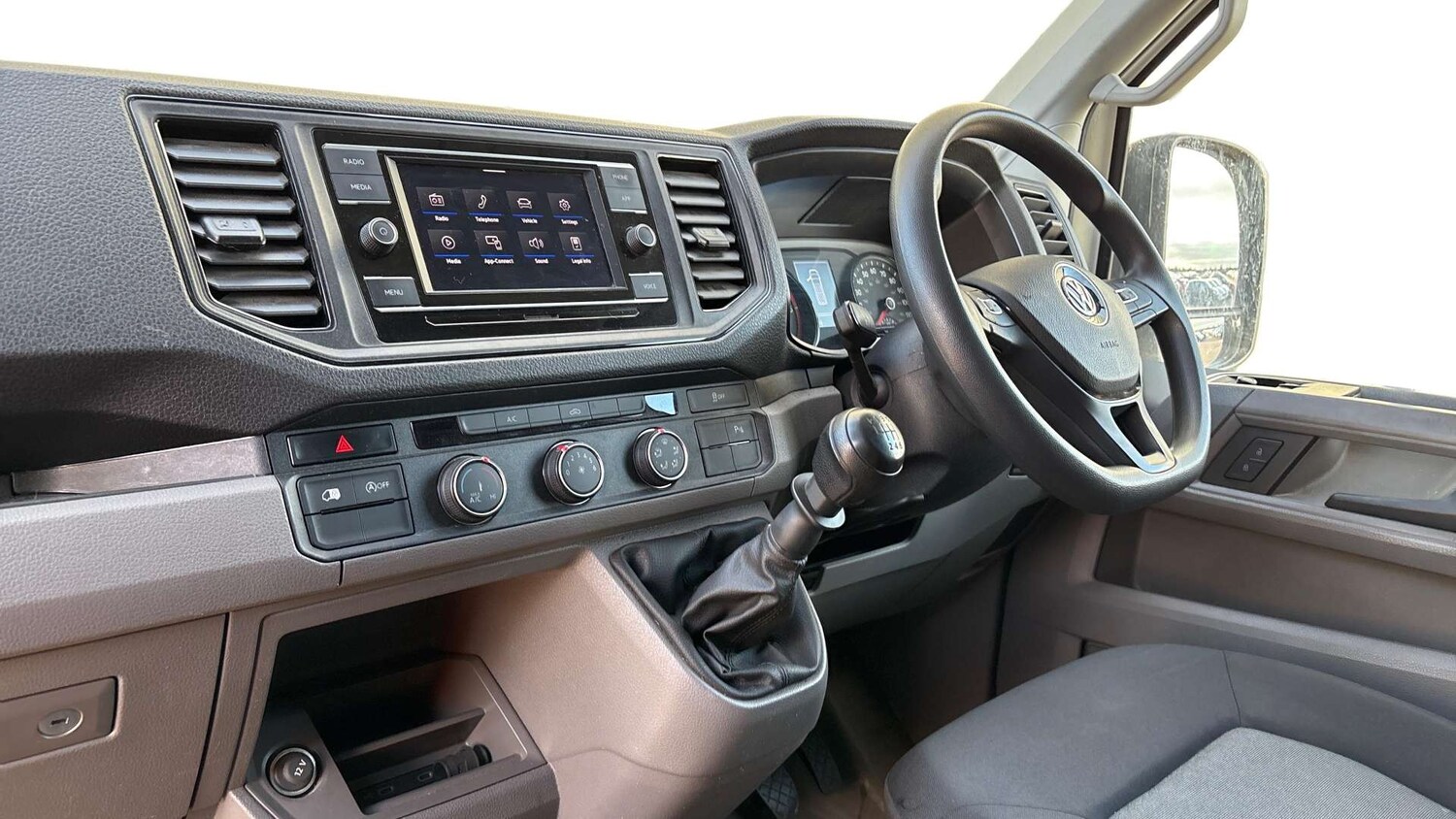 Used Volkswagen Crafter 2023 for sale - 77408948: Photo 4