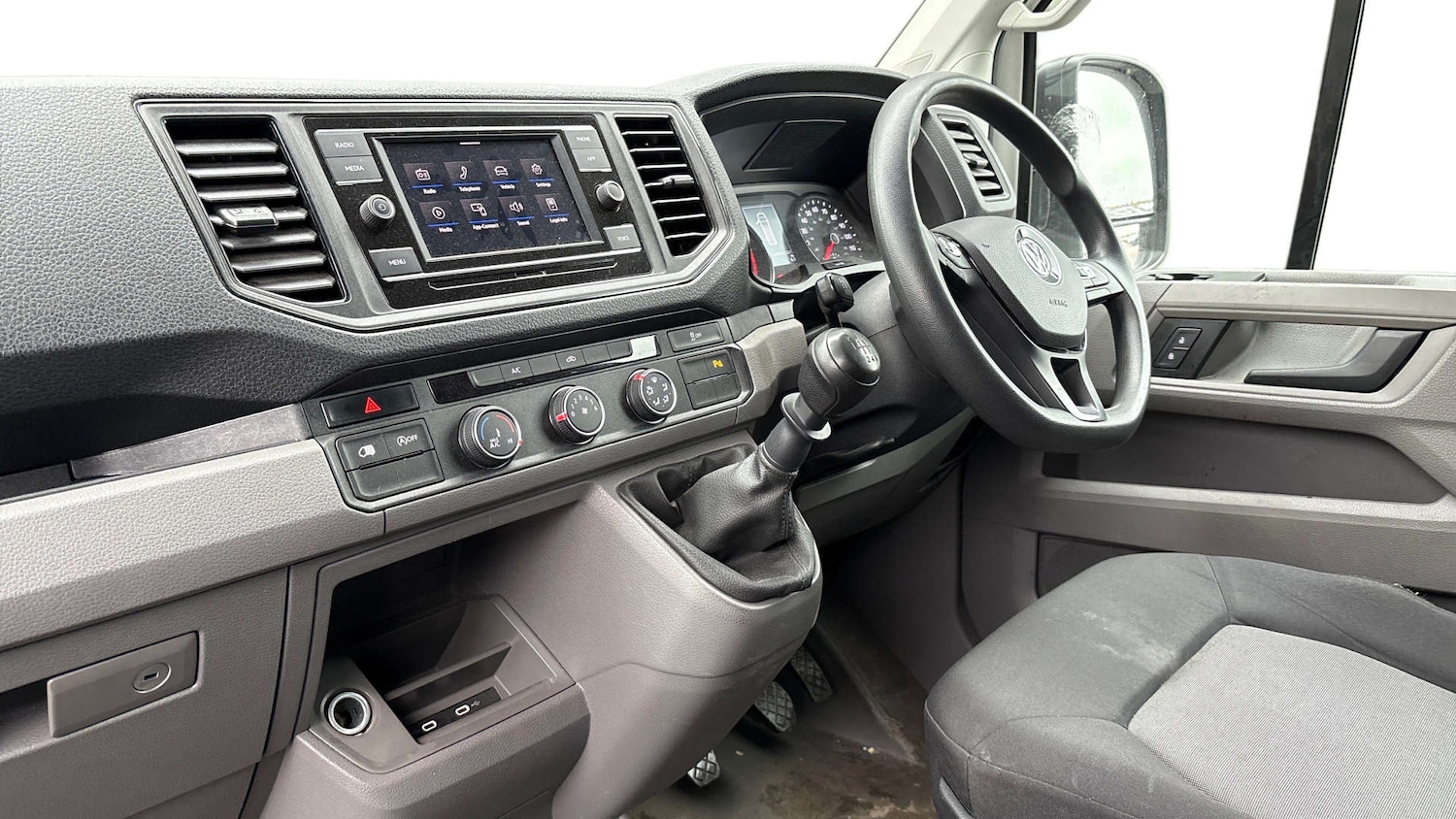 Used Volkswagen Crafter 2023 for sale - 77408944: Photo 4