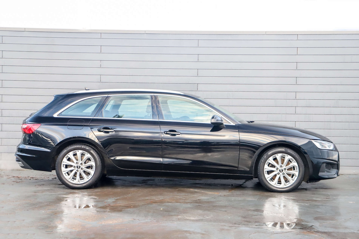 Used Audi A4 2023 for sale - 76895845: Photo 6