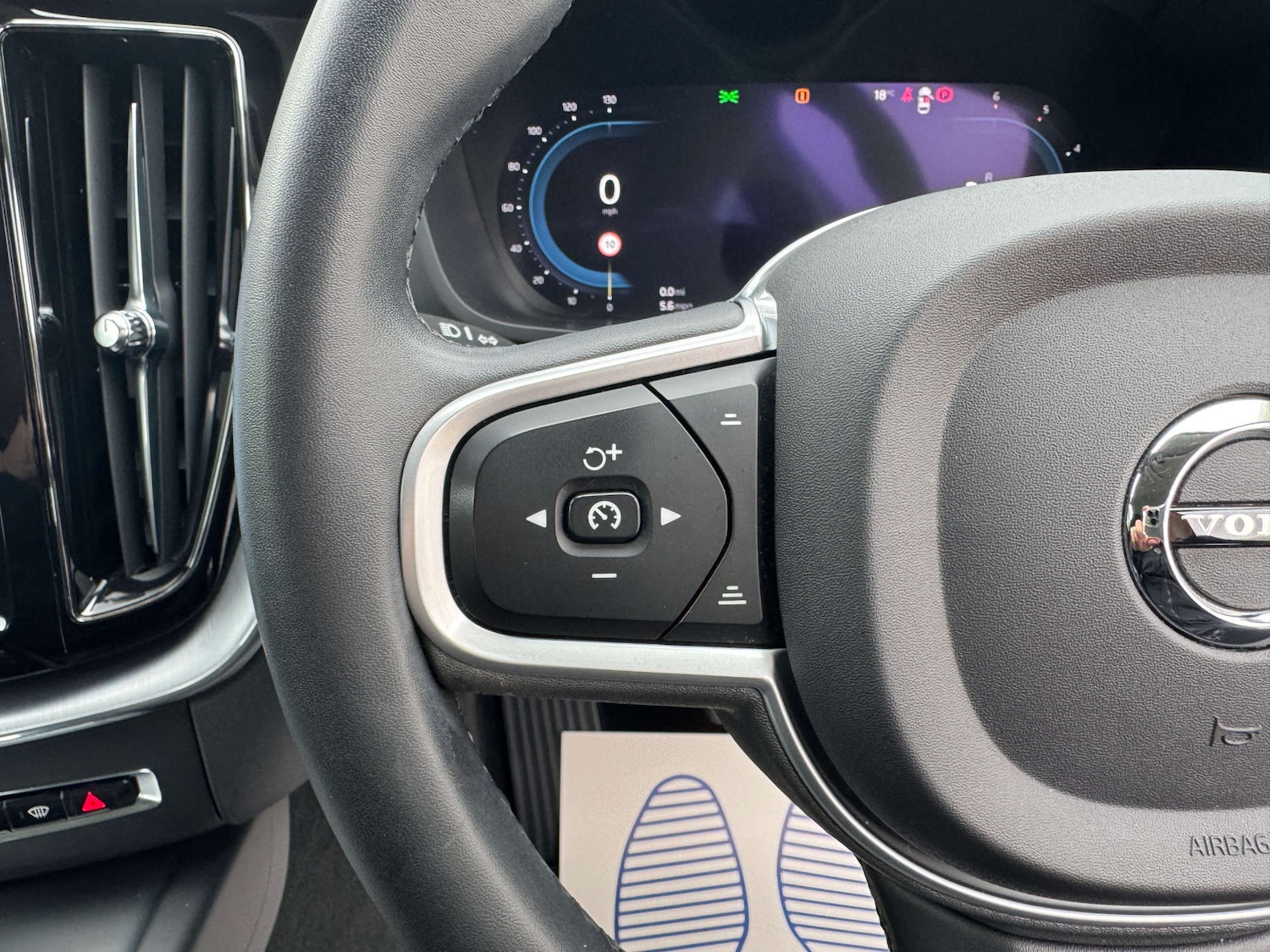 Used Volvo XC60 2021 for sale - 76895854: Photo 28