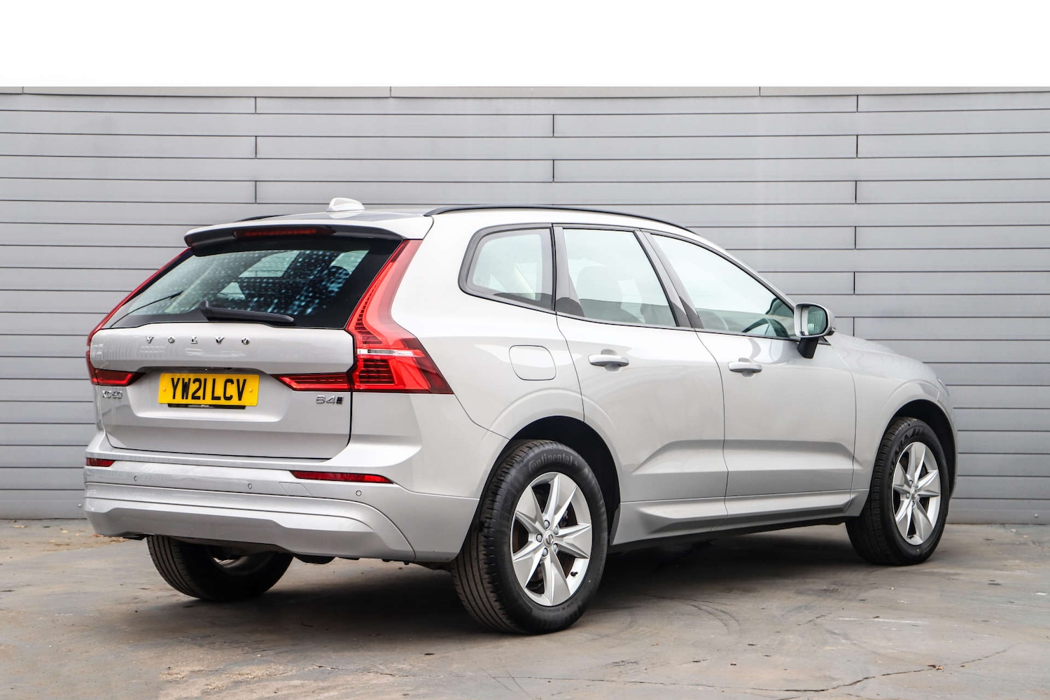 Used Volvo XC60 2021 for sale - 76895854: Photo 5