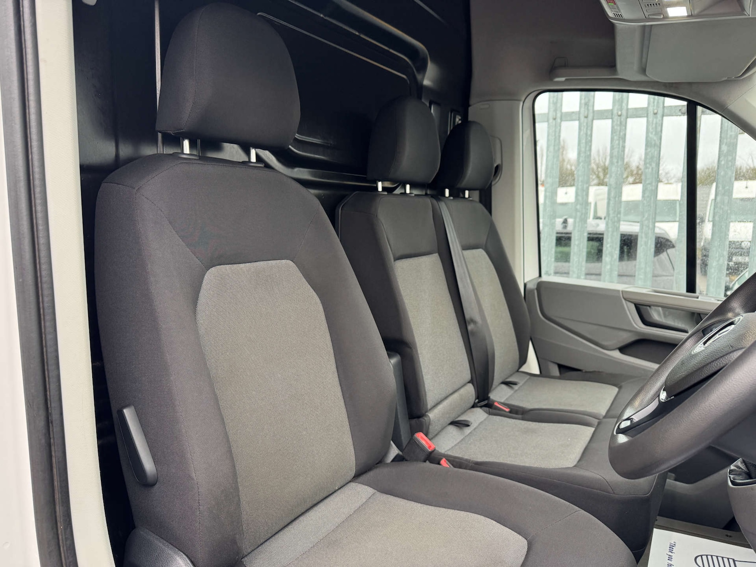 Used Volkswagen Crafter 2023 for sale - 77408949: Photo 2