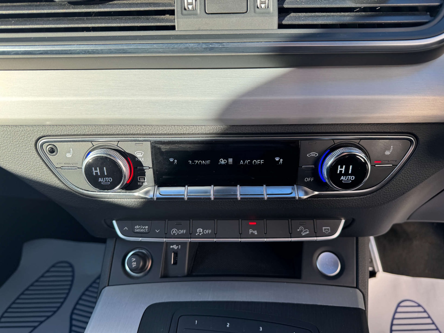 Used Audi Q5 2020 for sale - 77098238: Photo 28