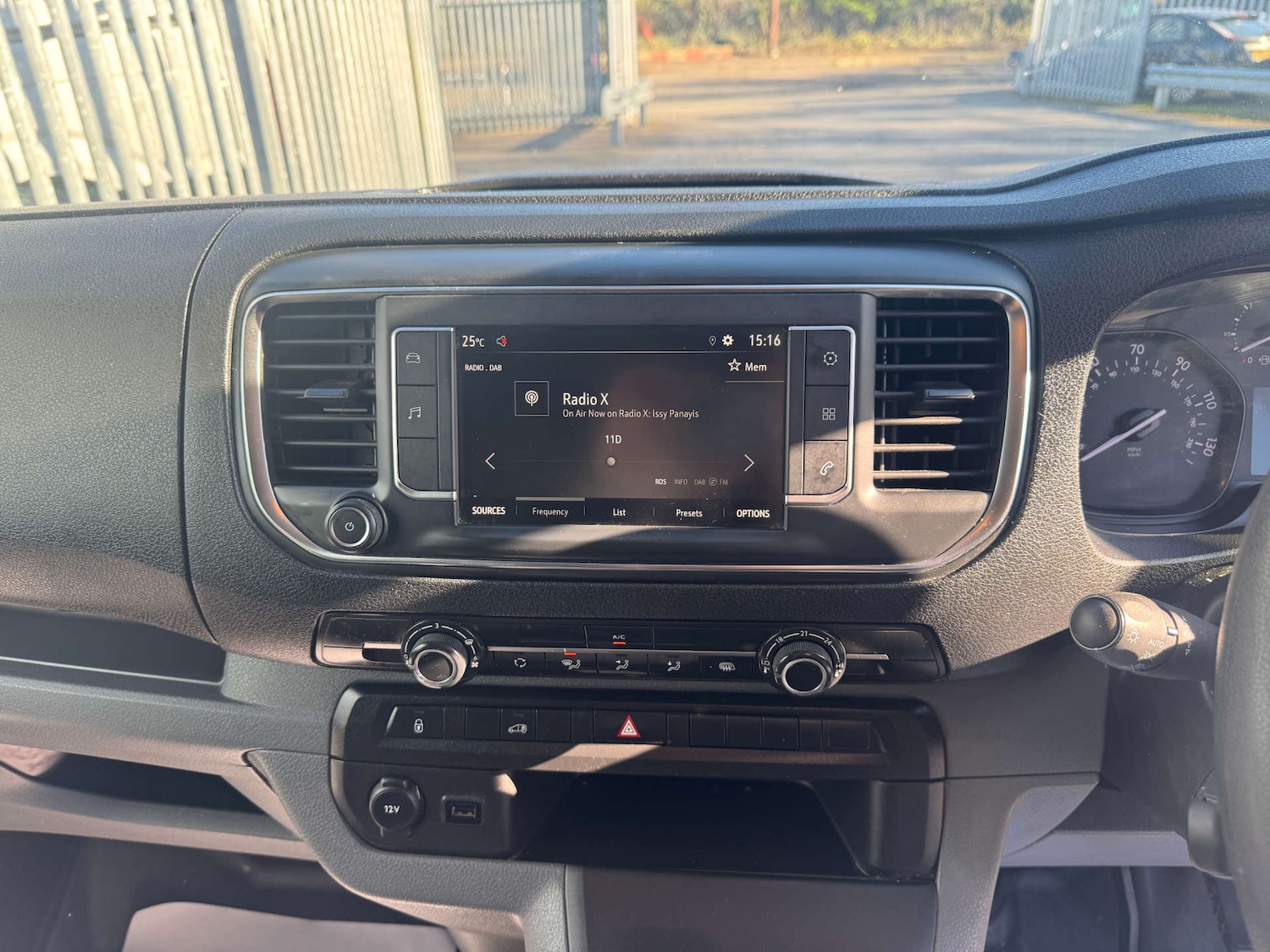 Used Vauxhall Vivaro 2020 for sale - 77937272: Photo 17