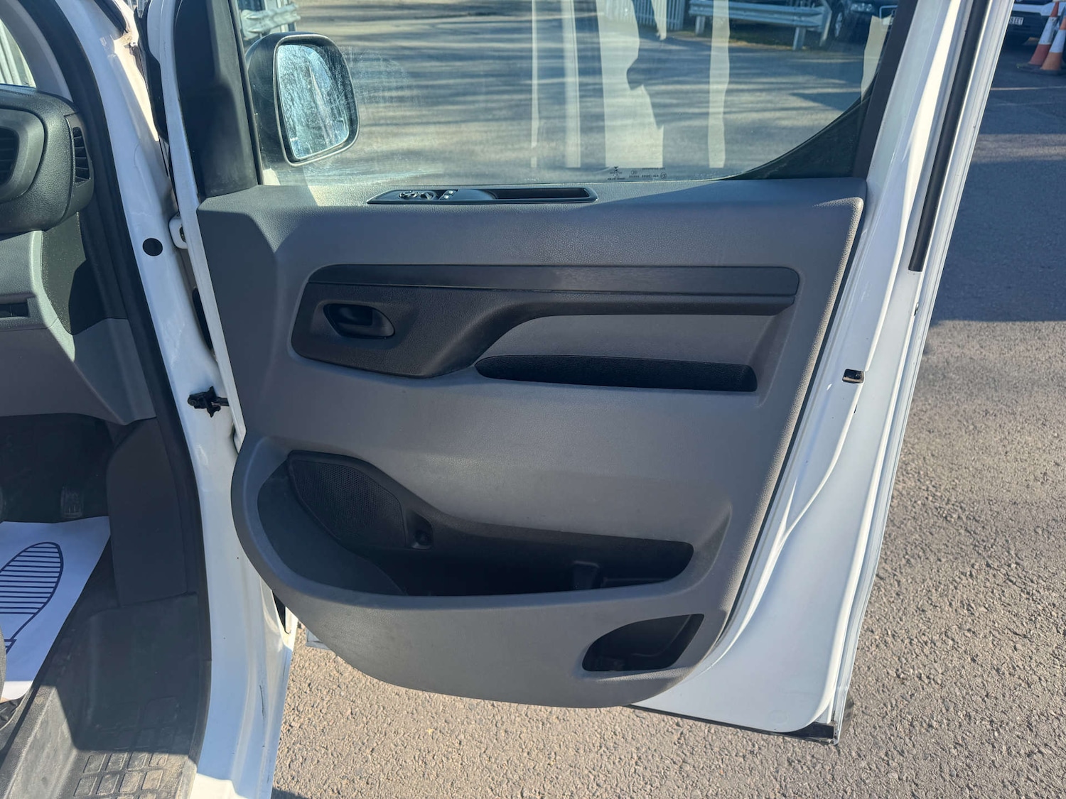 Used Vauxhall Vivaro 2020 for sale - 77937272: Photo 22