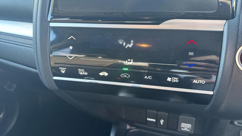 Used Honda Jazz 2017 for sale - 77106593: Photo 10