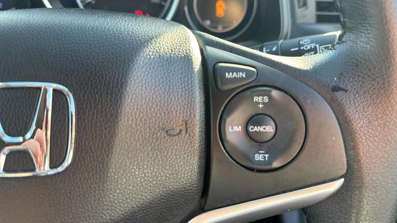 Used Honda Jazz 2017 for sale - 77106593: Photo 24