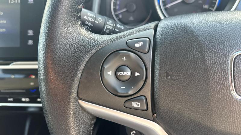 Used Honda Jazz 2017 for sale - 77106593: Photo 25