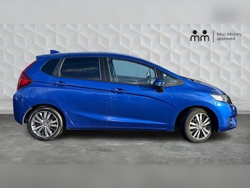 Used Honda Jazz 2017 for sale - 77106593: Photo