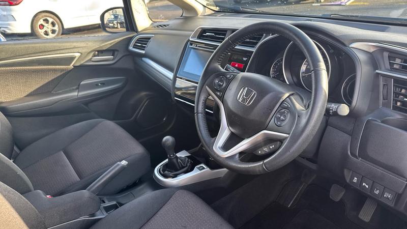 Used Honda Jazz 2017 for sale - 77106593: Photo 6