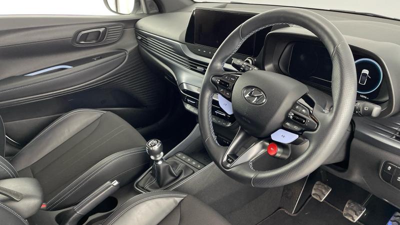 Used Hyundai i20 2023 for sale - 76580779: Photo 6