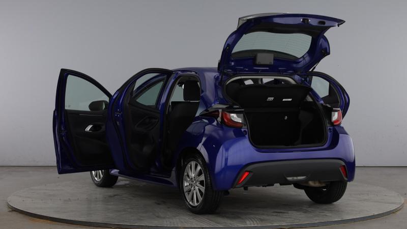 Used Toyota Yaris 2023 for sale - 76908656: Photo 11