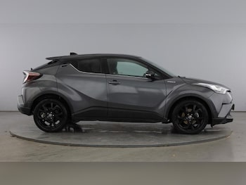 Used Toyota C-HR 2019 for sale - 76394160: Photo