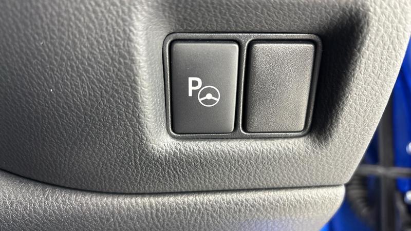 Used Toyota C-HR 2021 for sale - 76819126: Photo 12