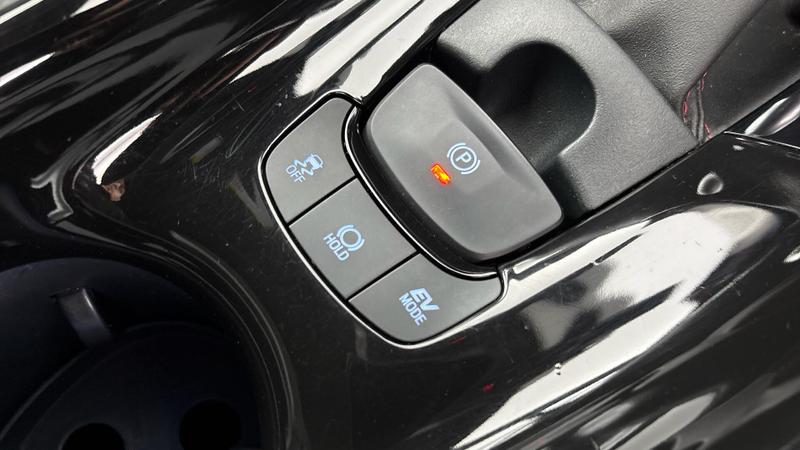 Used Toyota C-HR 2021 for sale - 76819126: Photo 14