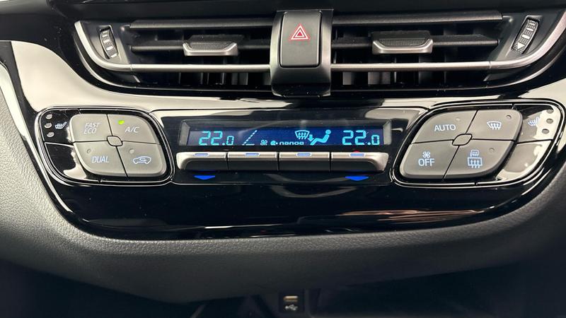 Used Toyota C-HR 2021 for sale - 76819126: Photo 17