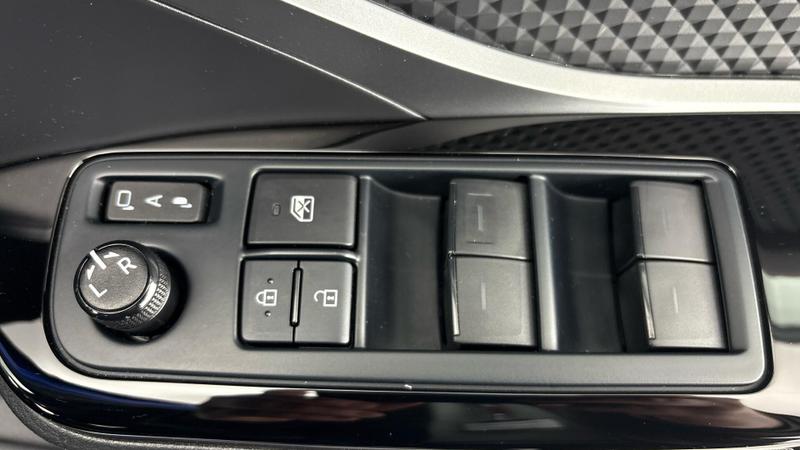 Used Toyota C-HR 2021 for sale - 76819126: Photo 19