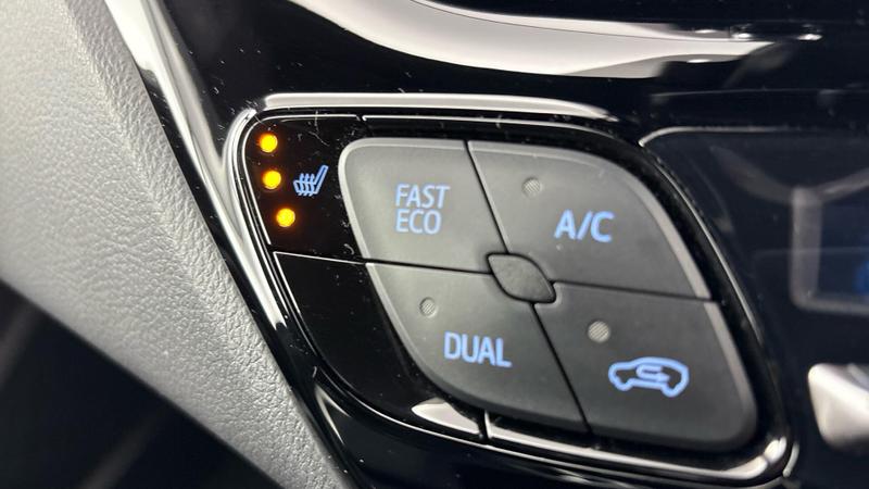 Used Toyota C-HR 2021 for sale - 76819126: Photo 22