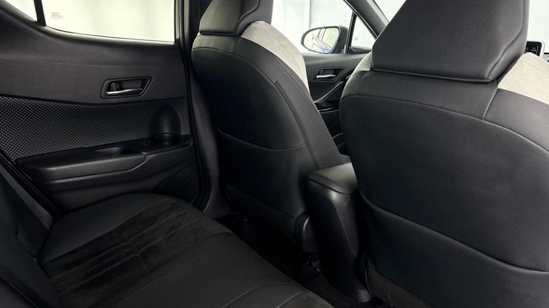 Used Toyota C-HR 2021 for sale - 76819126: Photo 32