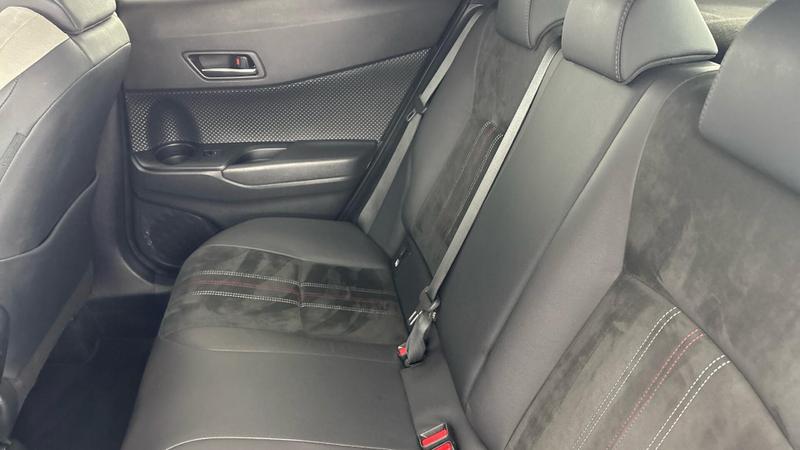 Used Toyota C-HR 2021 for sale - 76819126: Photo 41