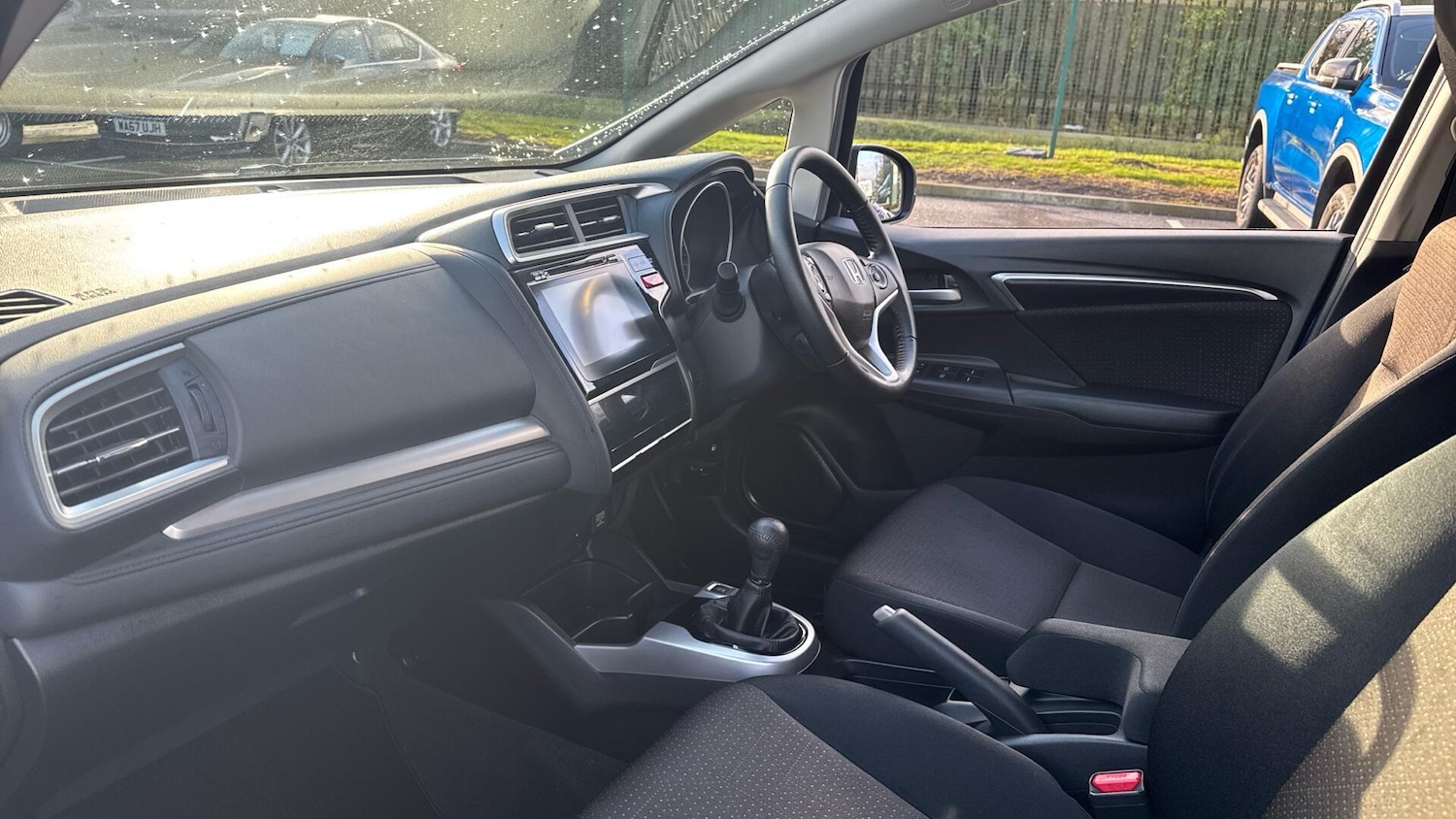 Used Honda Jazz 2017 for sale - 77515761: Photo 2