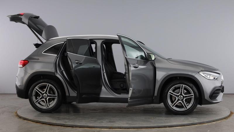 Used Mercedes-Benz GLA 2021 for sale - 76038099: Photo 10