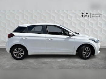 Used Hyundai i20 2019 for sale - 78835770: Photo