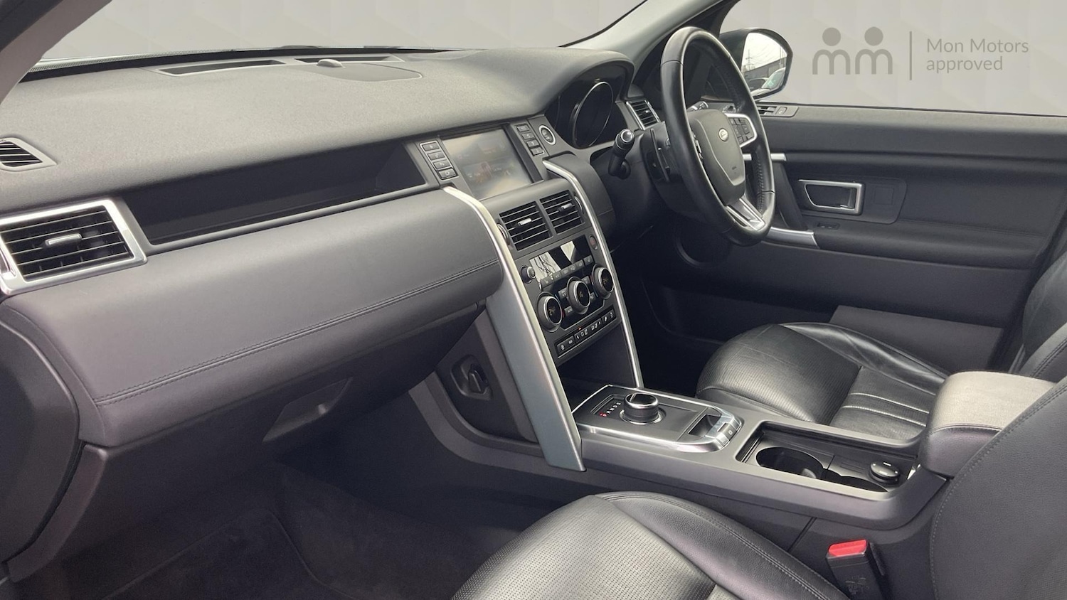 Used Land Rover Discovery Sport 2018 for sale - 77602871: Photo 2