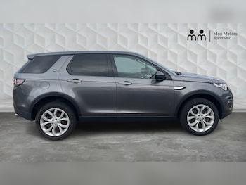 Used Land Rover Discovery Sport 2018 for sale - 77602871: Photo