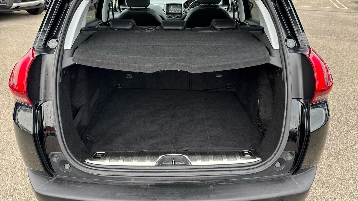 Used Peugeot 2008 2019 for sale - 77778589: Photo 14