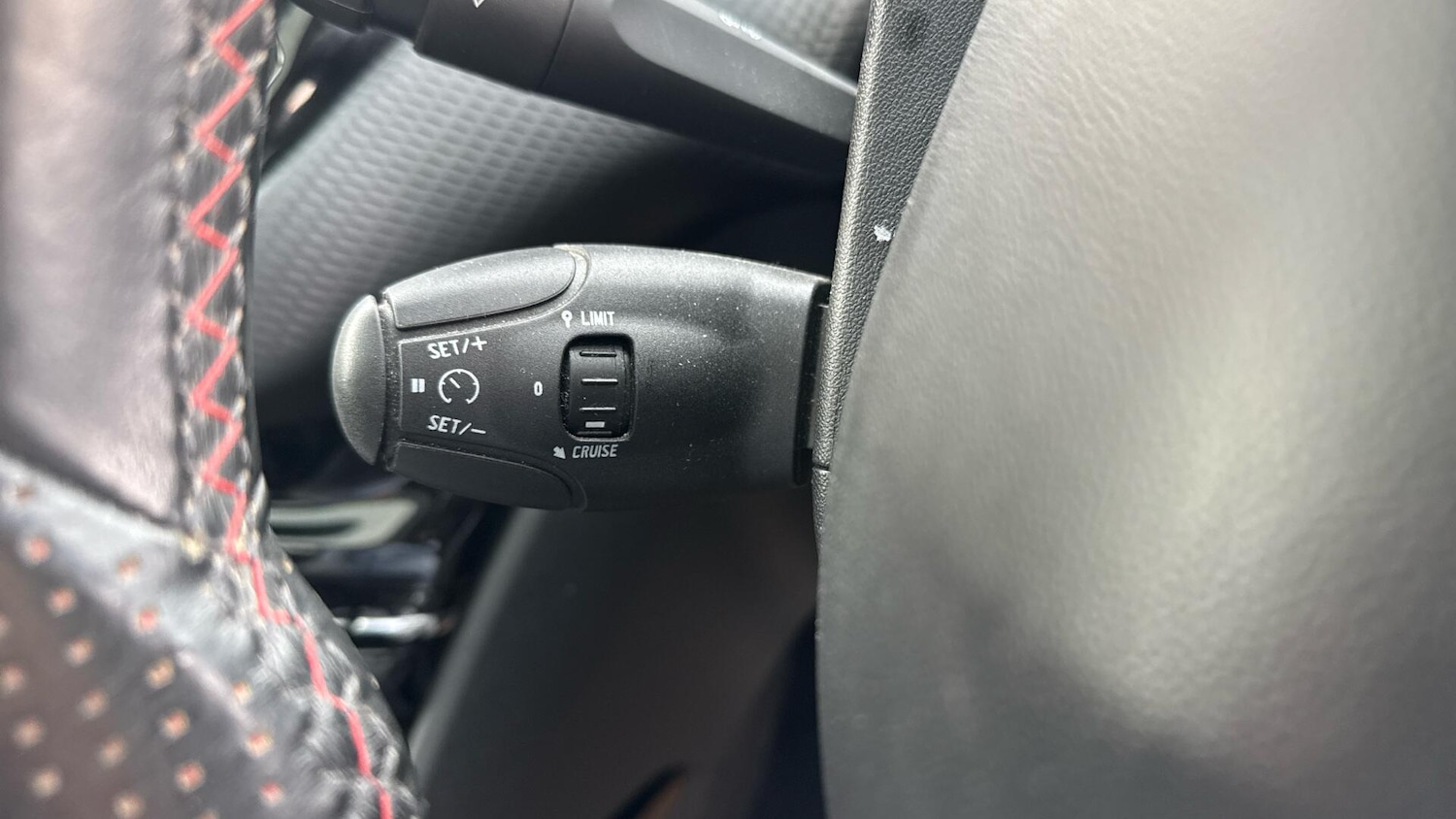 Used Peugeot 2008 2019 for sale - 77778589: Photo 28