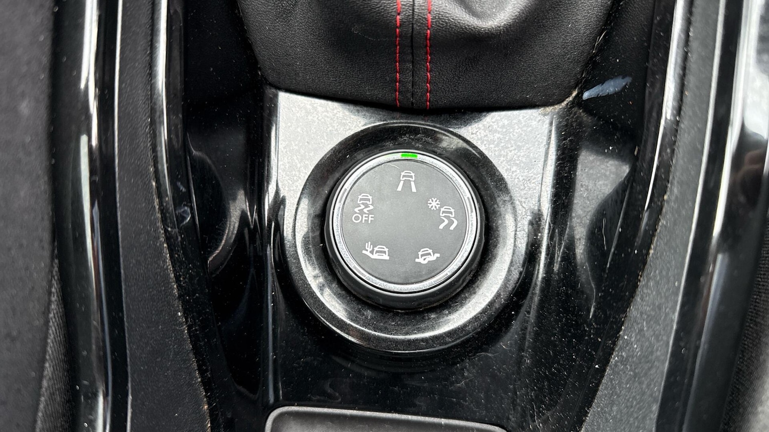 Used Peugeot 2008 2019 for sale - 77778589: Photo 38