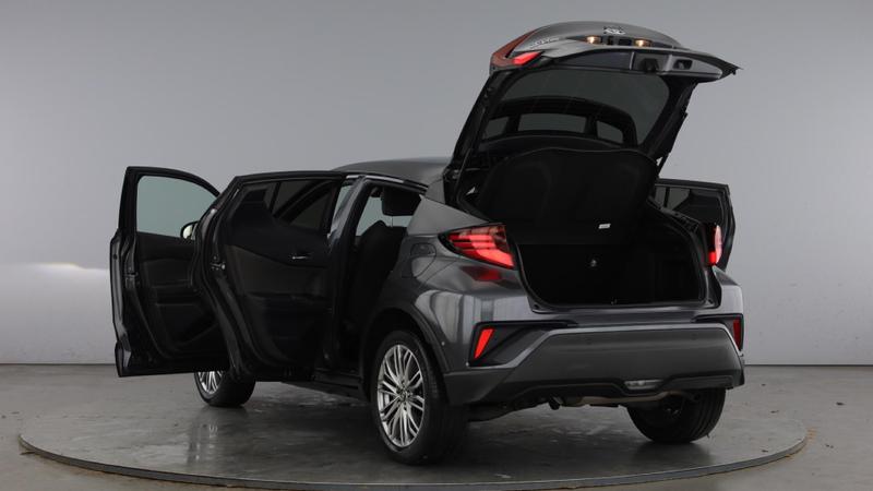 Used Toyota C-HR 2021 for sale - 76908653: Photo 11