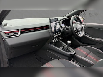 Used Renault Clio 2023 for sale - 78654337: Photo