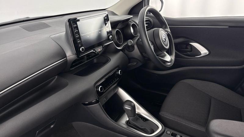 Used Toyota Yaris 2022 for sale - 77427271: Photo 2