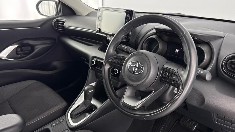 Used Toyota Yaris 2022 for sale - 77427271: Photo 42