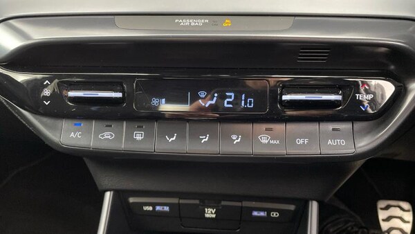 Used Hyundai i20 2023 for sale - 76038209: Photo 17
