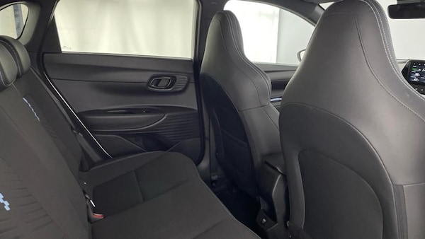 Used Hyundai i20 2023 for sale - 76038209: Photo 34