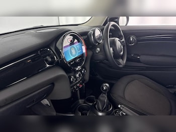 Used MINI Hatch 2021 for sale - 77025798: Photo