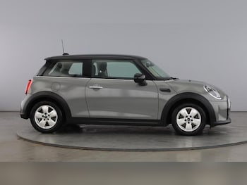 Used MINI Hatch 2021 for sale - 77025798: Photo