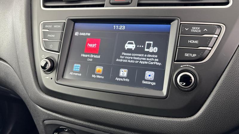 Used Hyundai i20 2020 for sale - 76908660: Photo 15